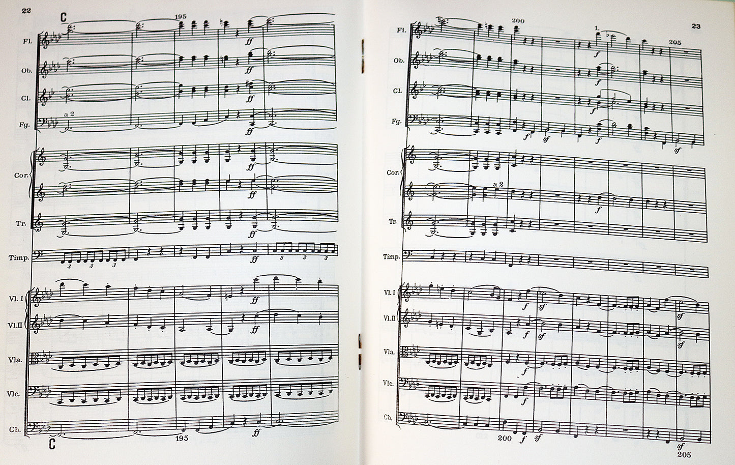 Beethoven: Egmont Overture, Op. 84 (Miniature Study Score)