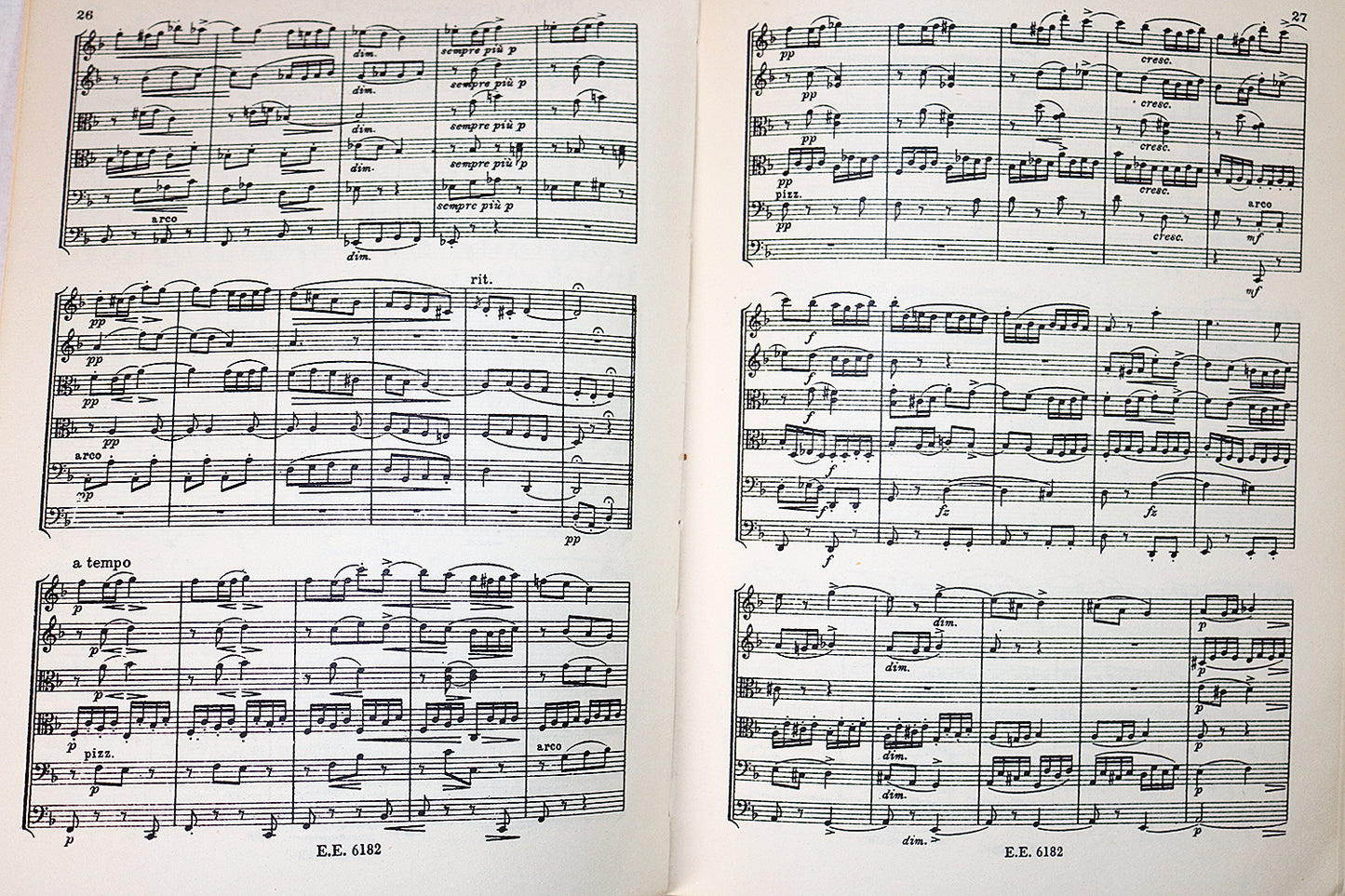 Dvorak: Sextet, Op. 48 (Miniature Study Score)