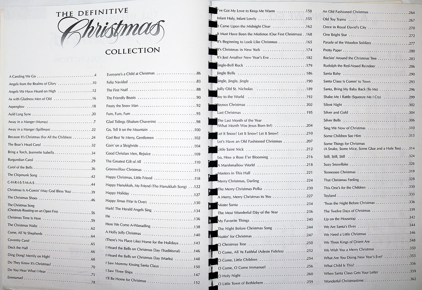 The Definitive Christmas Collection, 2nd Edition (comb binder)