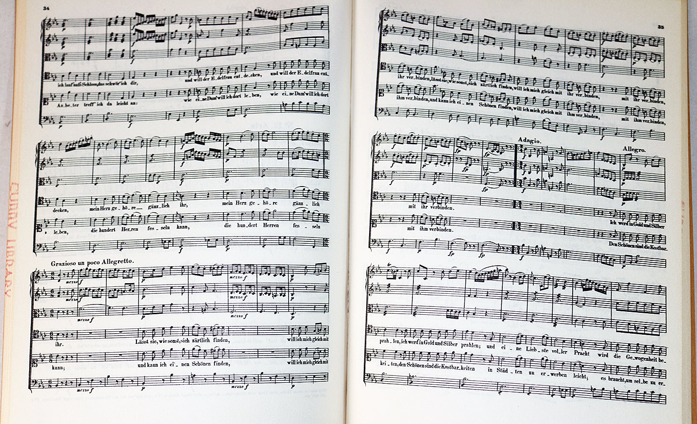 Mozart: Bastien and Bastienne, A German Opera in One Act (Miniature Study Score)