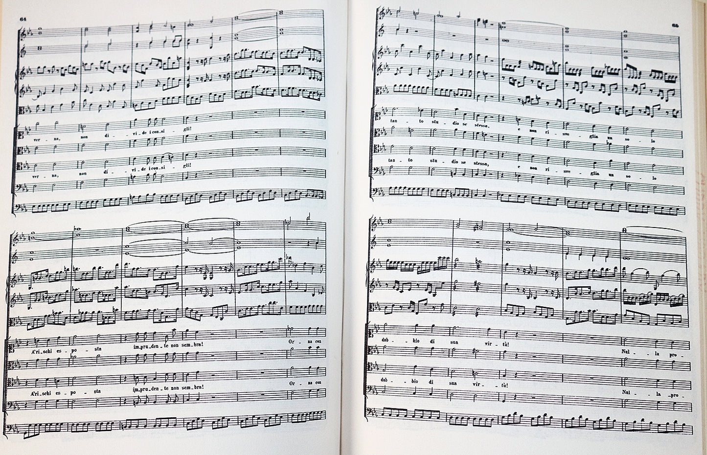 Mozart: Betulia Liberata, An Italian Oratorio (Miniature Study Score)