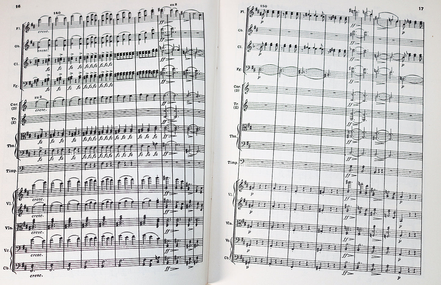 Schubert: Symphony No. 8 in B Minor "Unfinished" (Miniature Study Score)