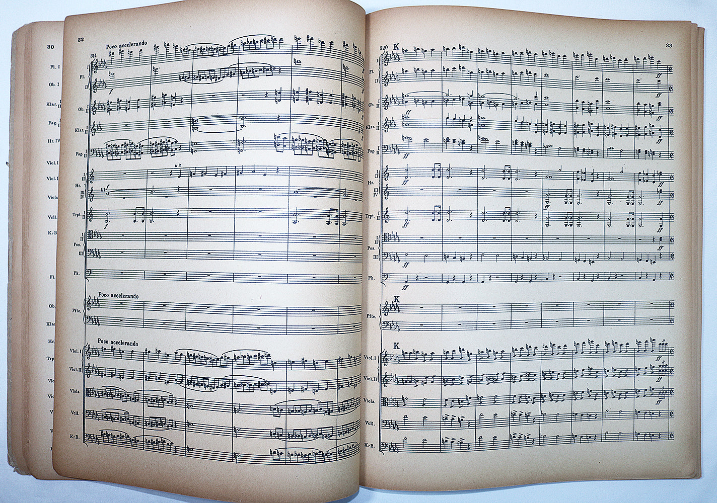 Tchaikovsky: Piano Concerto No. 1 in B Minor (Full Score)