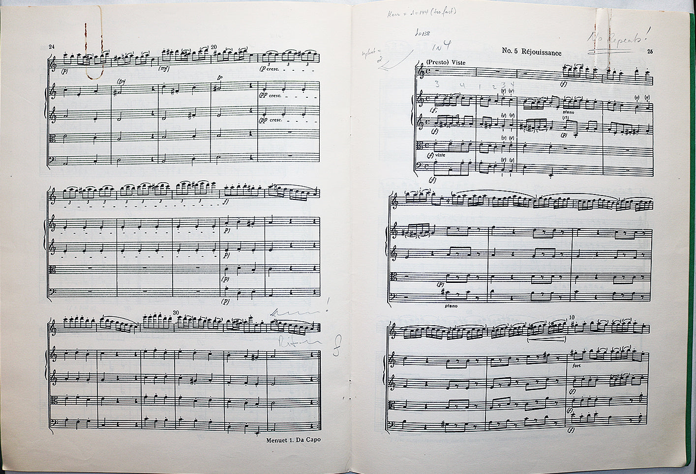Telemann: Suite for Flute, Strings and Cembalo in A Minor (Full Score)