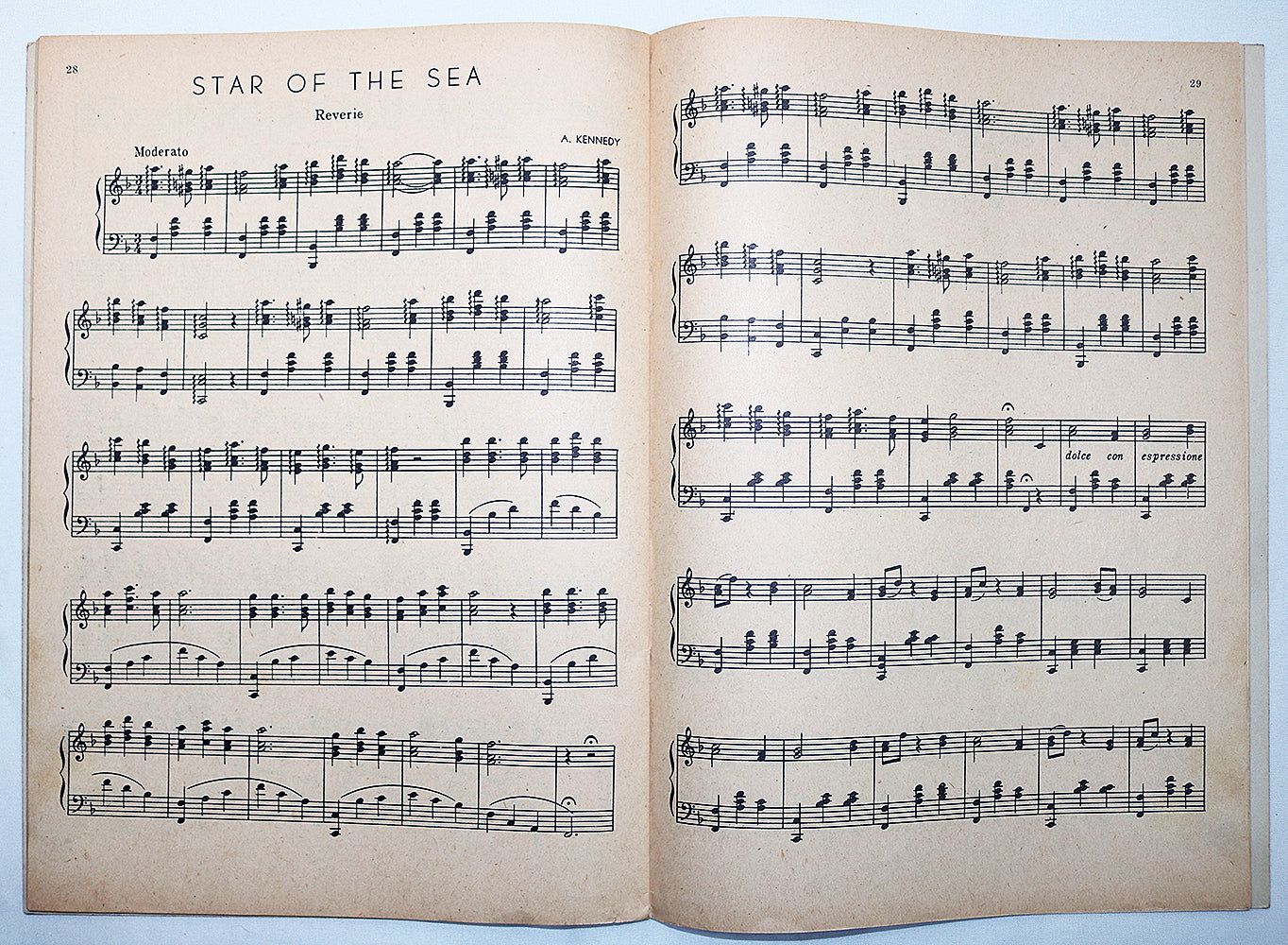 The Treasure Chest of Famous Waltzes