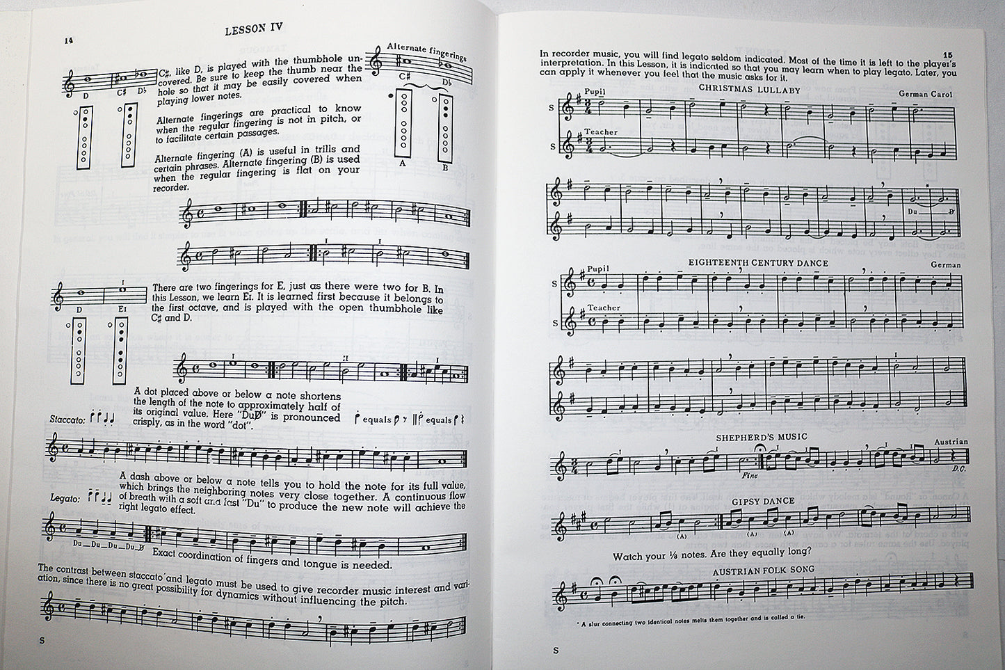 Enjoy Your Recorder - The Trapp Family Singers